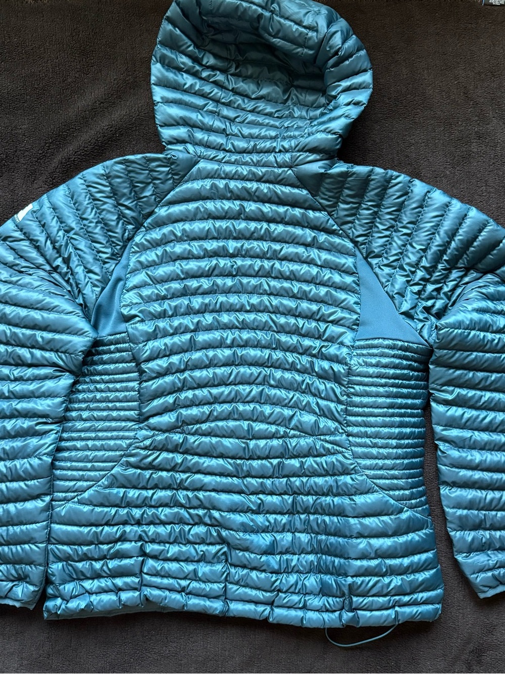Eddie Bauer Women’s First Ascent Teal Hooded Packable Down Jacket - Picture 2 of 5